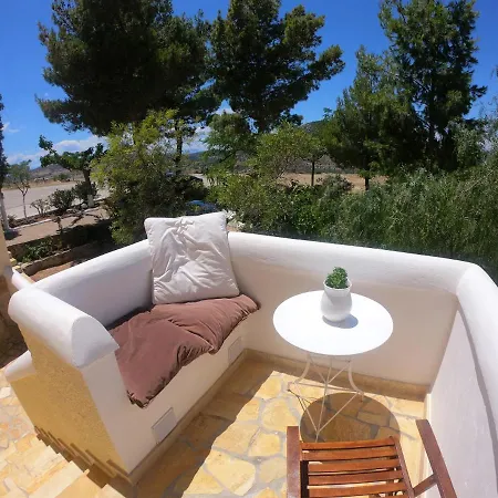 Treehouse Holiday Homes Apartment