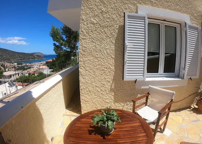 Apartment Treehouse Holiday Homes Ermioni