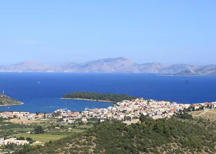 Treehouse Homes Ermioni